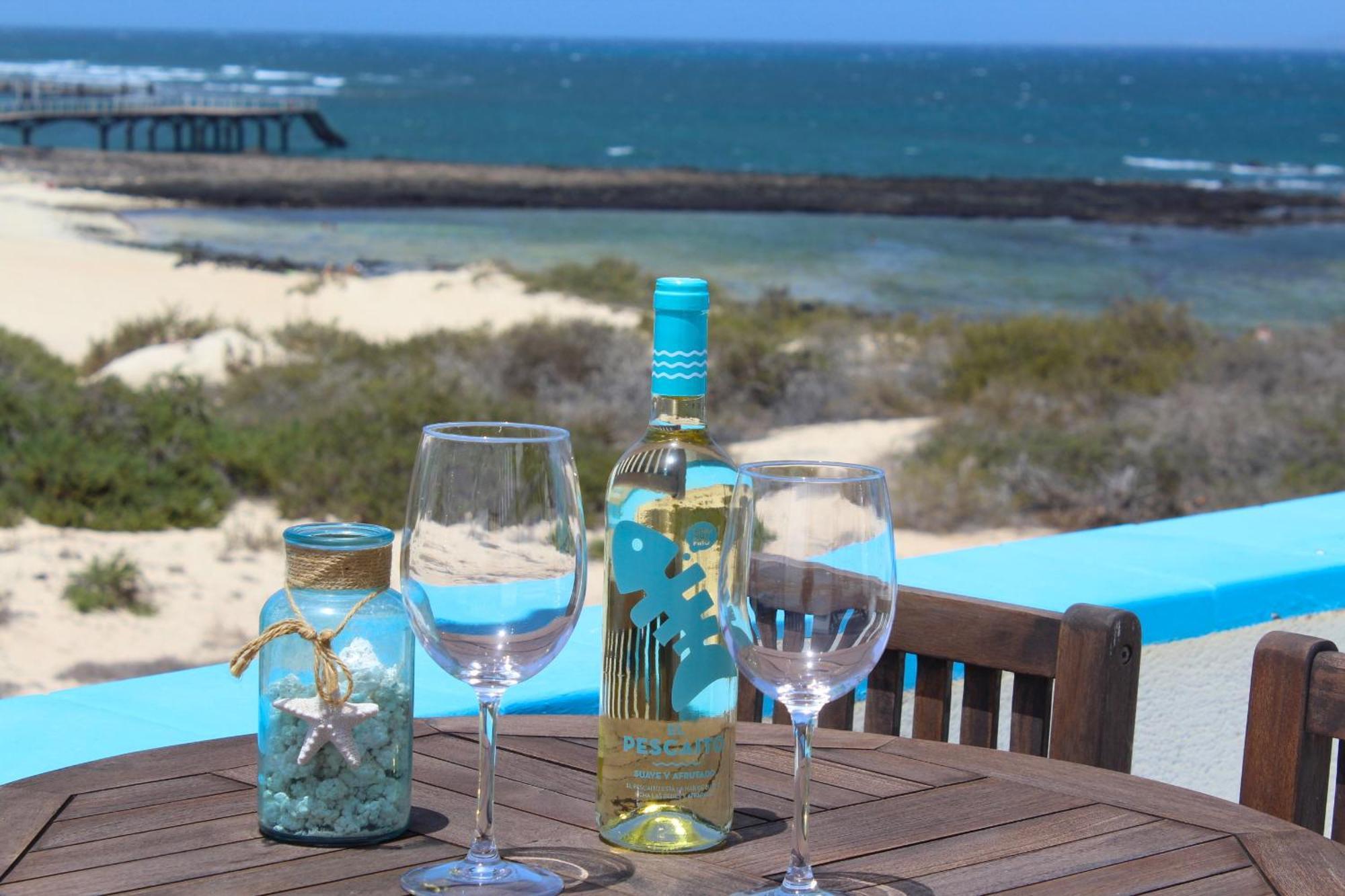 Eesha By Privilege Bay Villa La Oliva